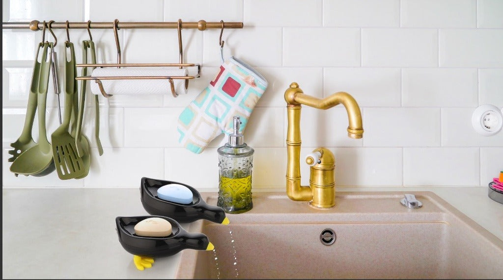 Kinon Duck-Shaped Self-Draining Soap Dish